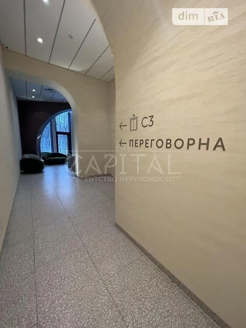Продаж 2к квартири 96 кв. м на вул. пр-т Берестейський 42 •