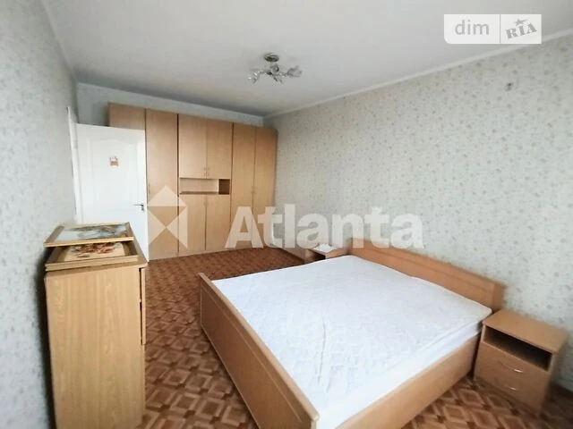 Продаж 4к квартири 85 кв. м на вул. Академіка Заболотного •