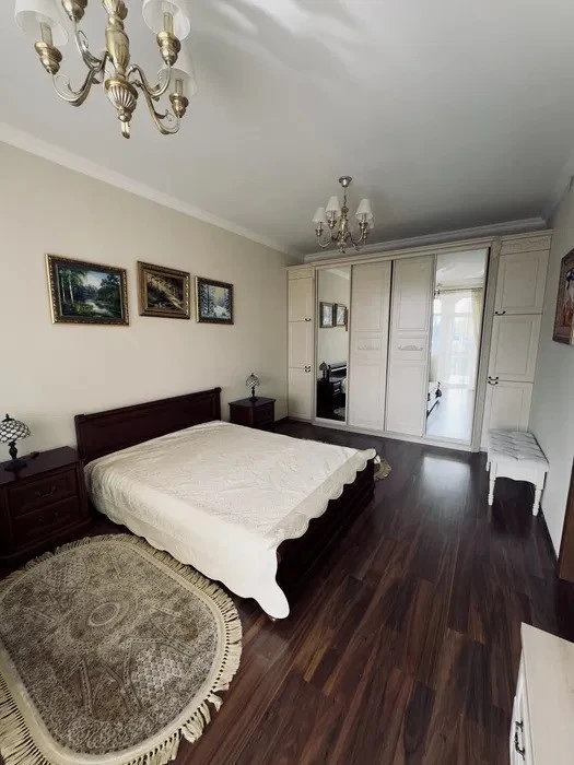 Оренда будинку 300 м², Ранкова вул.