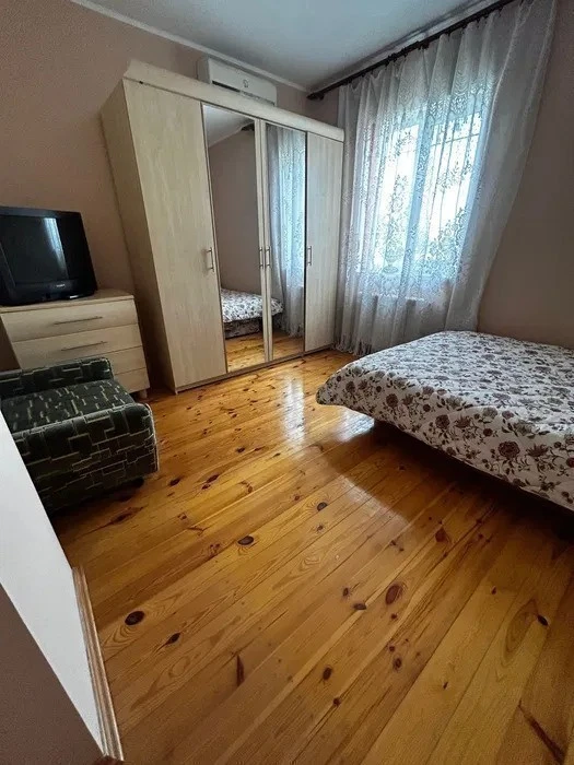 Оренда будинку 140 м², 1-а Озерна вул.