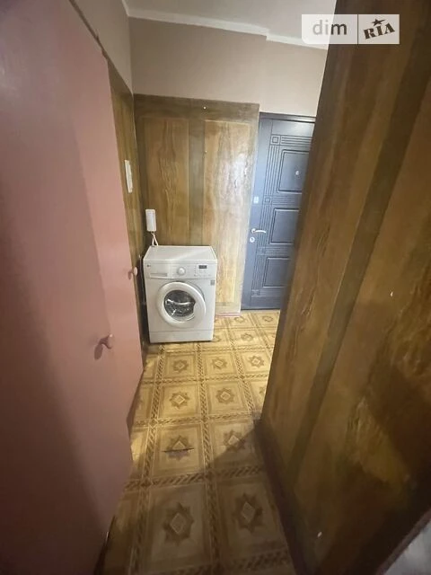 Довготривала оренда 1к квартири на просп. Павла Тичини 20 •