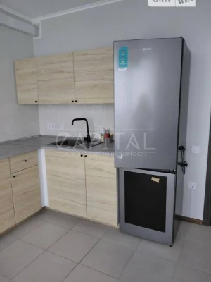 Продаж 1к квартири 50 кв. м на вул. Академіка Заболотного 15