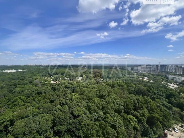 Продаж 1к квартири 50 кв. м на вул. Академіка Заболотного 15