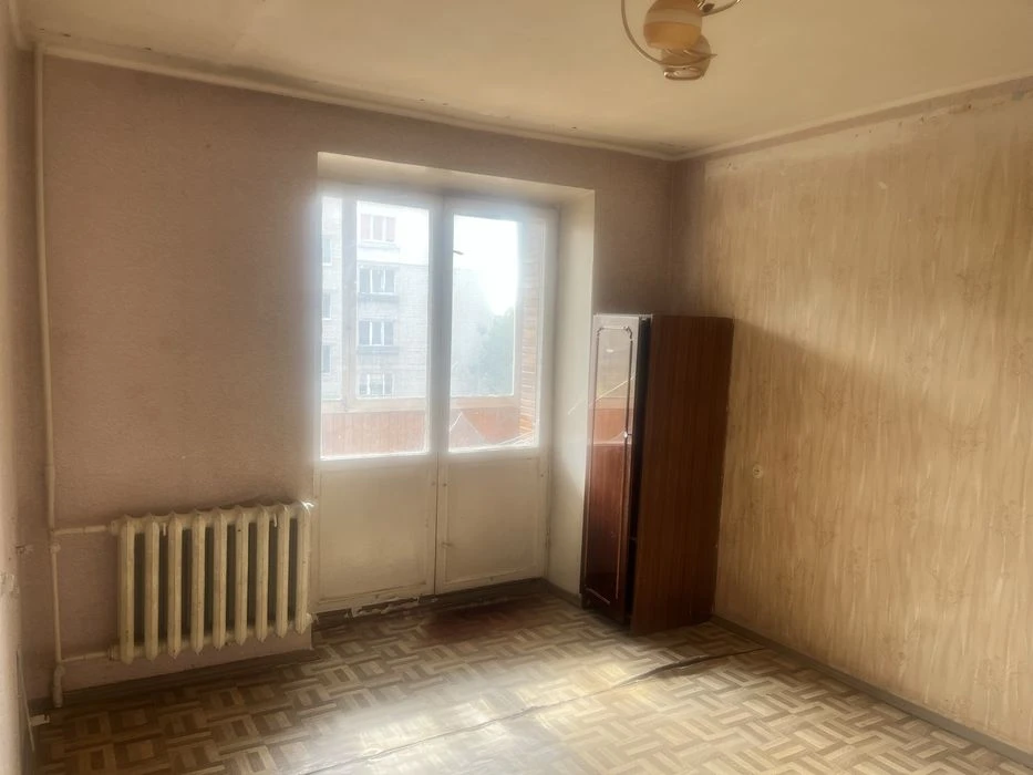 Термінова продаж 3 ки неподалік від пл700- річчя