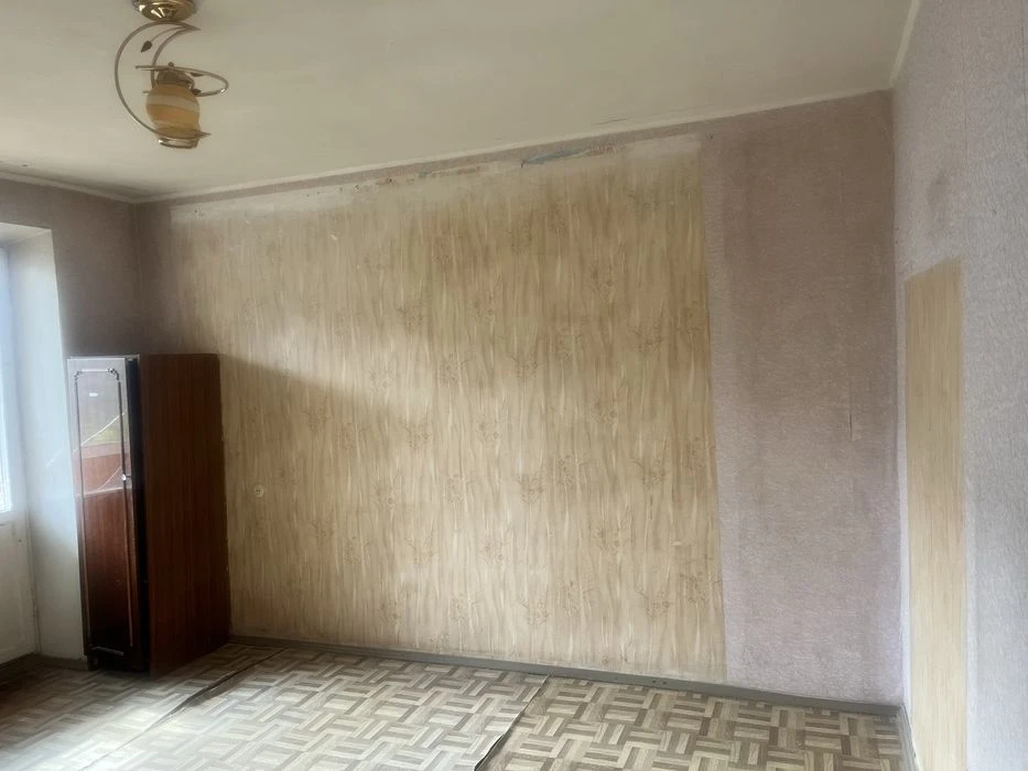 Термінова продаж 3 ки неподалік від пл700- річчя