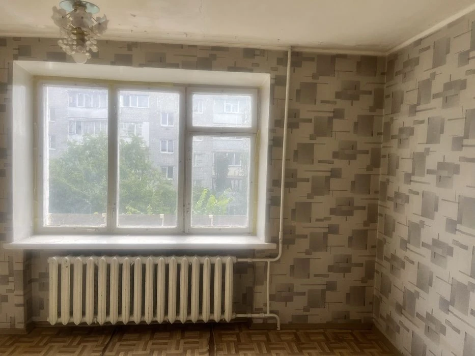 Термінова продаж 3 ки неподалік від пл700- річчя