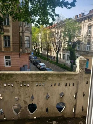 Продаж квартири по вул. Чупринки