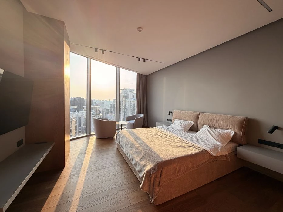 Стальна видова квартира в ЖК Taryan towers