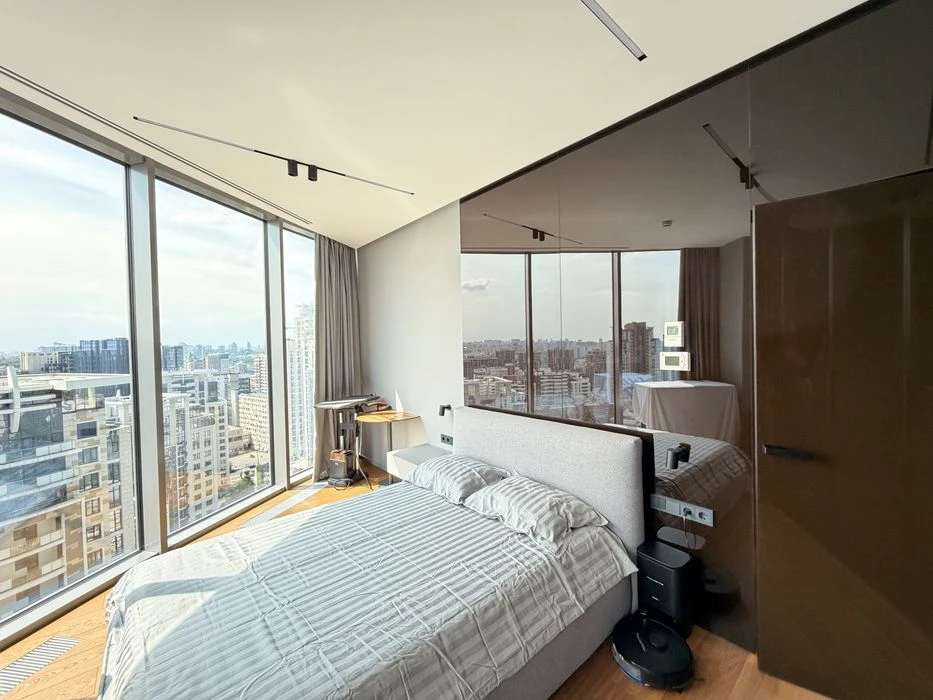 Стальна видова квартира в ЖК Taryan towers