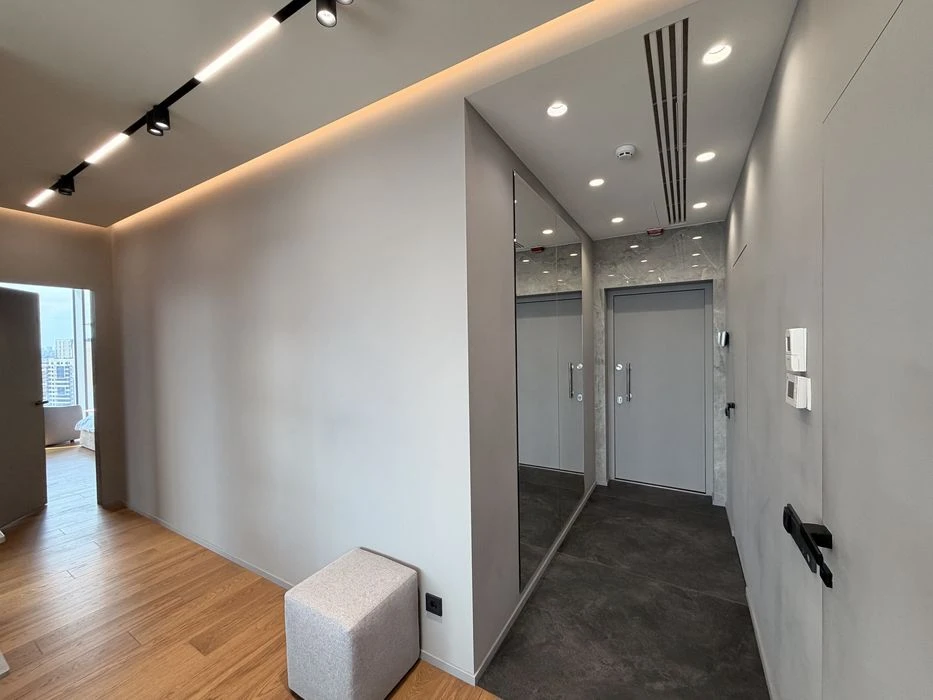 Стальна видова квартира в ЖК Taryan towers