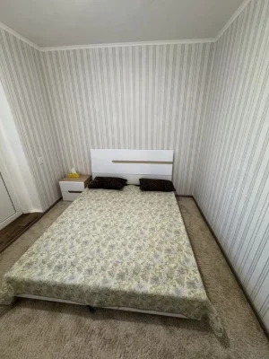 Продам 4 комнатну квартиру пр- Перемоги 48А, Є відновлення,Г