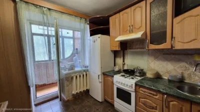 Продам 2 кім, Центр, 3й поверх, Меблі та Техніка