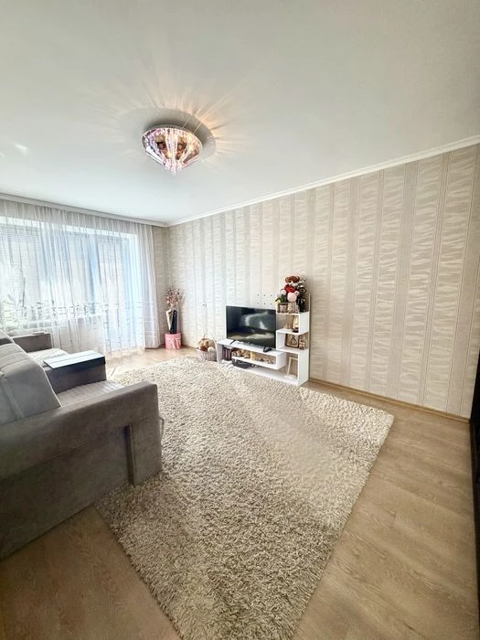 Продаж! 1 кімн.квартира з ремонтом