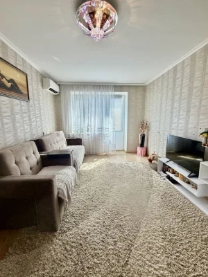 Продаж! 1 кімн.квартира з ремонтом