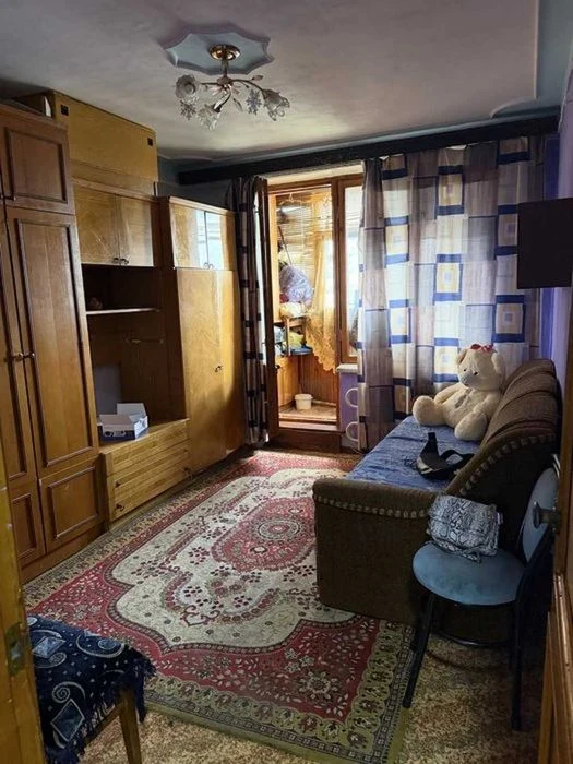 D1F 3-room apartment, Saltivka, 522 m2, near the metro and bus station