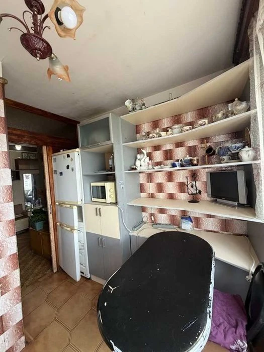 D1F 3-room apartment, Saltivka, 522 m2, near the metro and bus station