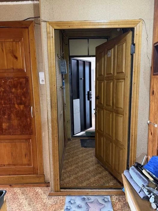 D1F 3-room apartment, Saltivka, 522 m2, near the metro and bus station