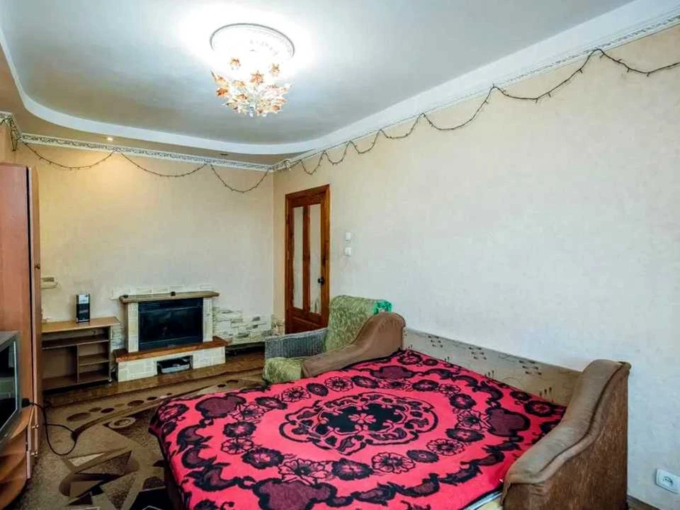 Квартира. Київ, Рахманінова вул.