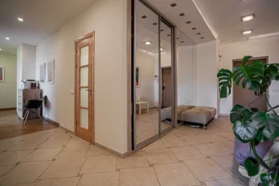 Apartment for sale on T. Shevchenko Boulevard 11