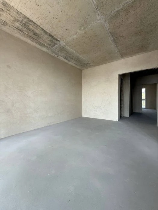 Продаж 2-кім квартири в зданій новобудові Надійна