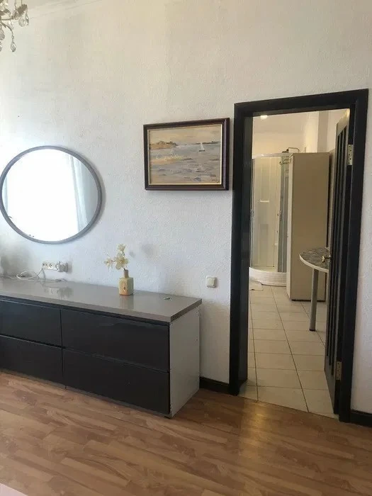 Оренда котеджу 355 м², Науки просп.