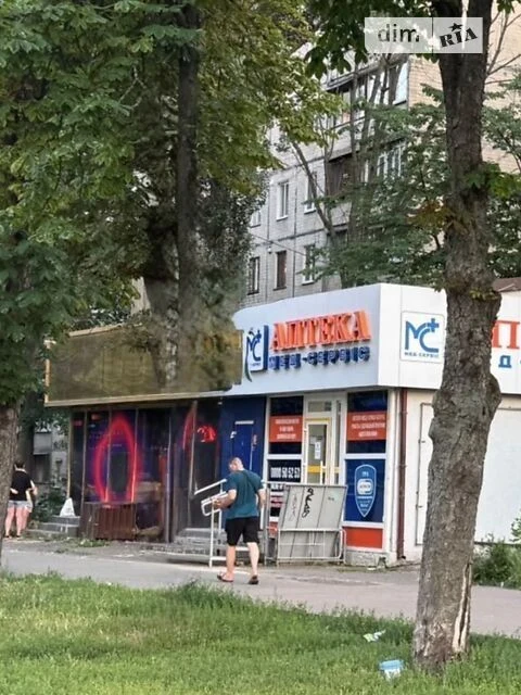 Здається комерційне приміщення на бул. Миколи Руденка 9, пло