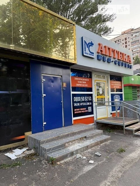 Здається комерційне приміщення на бул. Миколи Руденка 9, пло