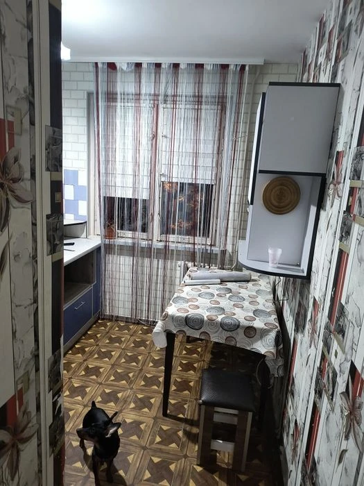 Продам 3- кімнатну квартиру Козацька (АТБ)
