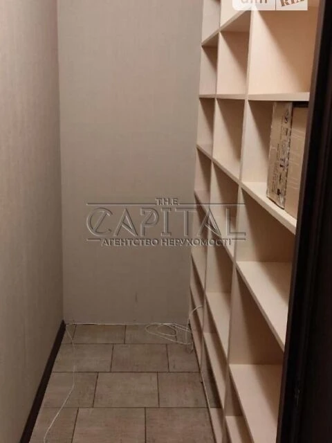 Продаж 3к квартири 114 кв. м на вул. Срібнокільська 1 • ID 3