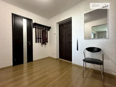 Продаж 2к квартири 60 кв. м на вул. Голосіївська 13 • ID 348