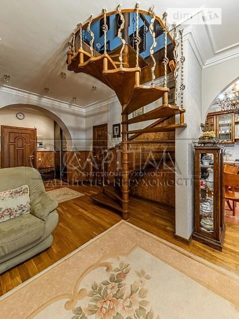 Продаж 4к квартири 150 кв. м на вул. Турівська 29 • ID 34830
