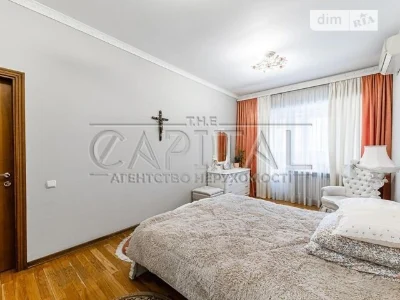 Продаж 4к квартири 150 кв. м на вул. Турівська 29 • ID 34830