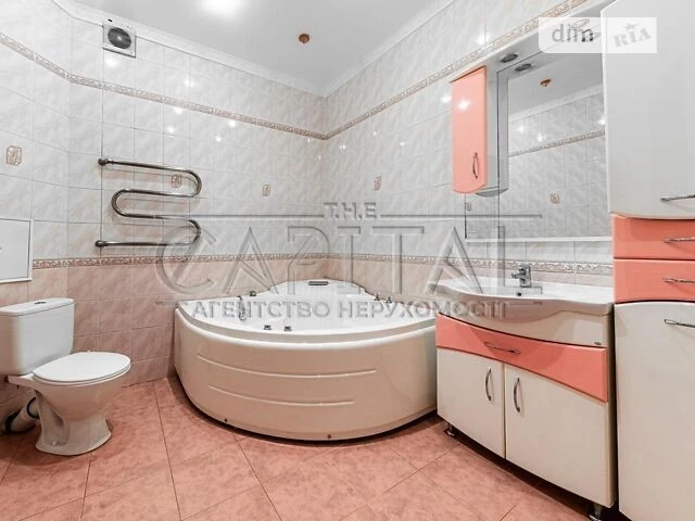 Продаж 4к квартири 150 кв. м на вул. Турівська 29 • ID 34830