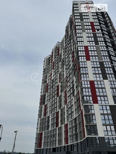 Продаж 4к квартири 100 кв. м на вул. Євгена Маланюка 28 • ID