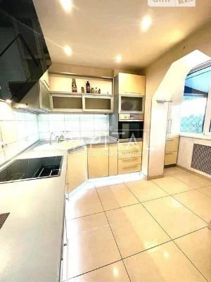 Продаж 3к квартири 89 кв. м на вул. Велика Васильківська 145