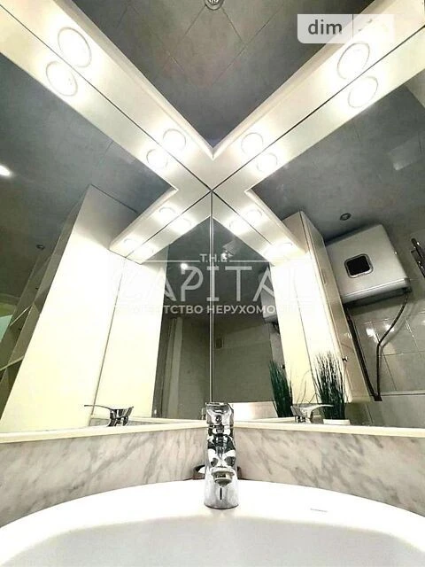 Продаж 3к квартири 89 кв. м на вул. Велика Васильківська 145
