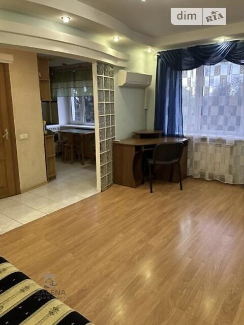 Продаж 2к квартири 46 кв. м на просп. Берестейський 70 • ID