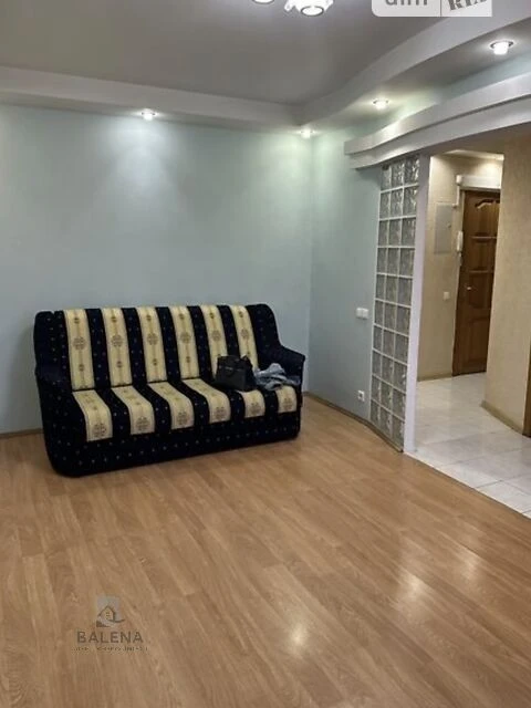 Продаж 2к квартири 46 кв. м на просп. Берестейський 70 • ID