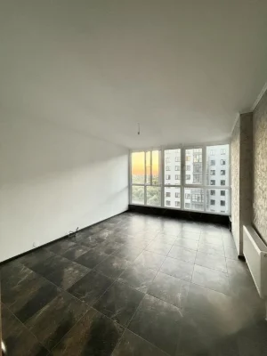 One-room apartment for sale + storage room, in a new building on the street