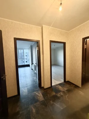 One-room apartment for sale + storage room, in a new building on the street