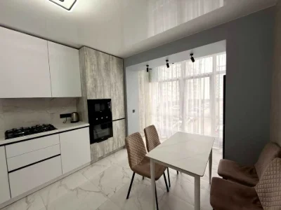 Квартира. Івано-Франківськ, Височана вул., 18 к