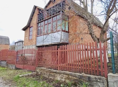 Продам 3 кімнатний будинок