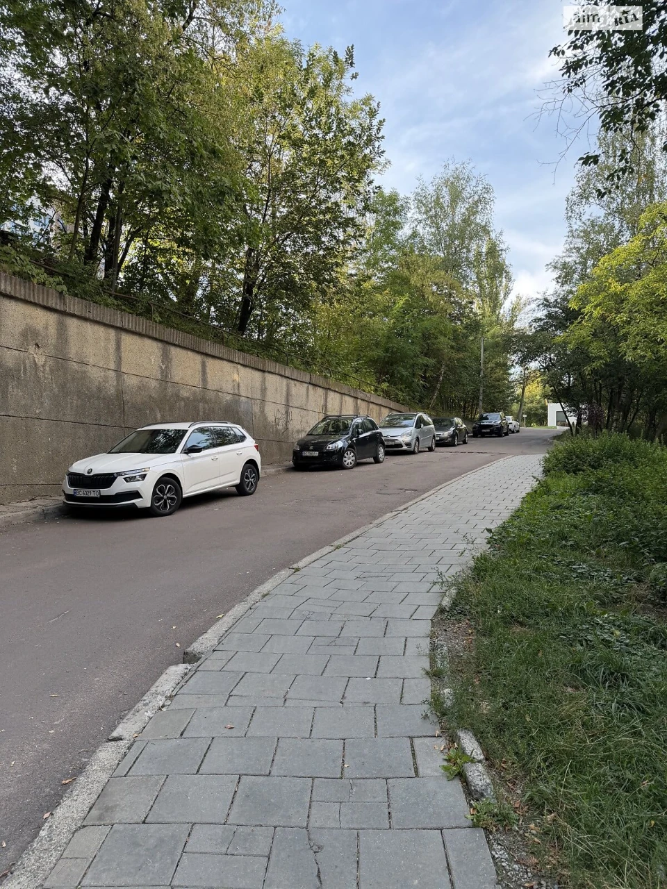 Продаж Квартира Батальна