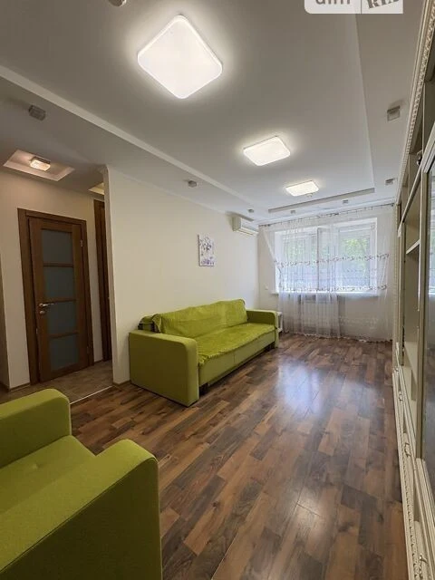 Продаж 3к квартири 57 кв. м на вул. Олени Теліги 25А • ID 34