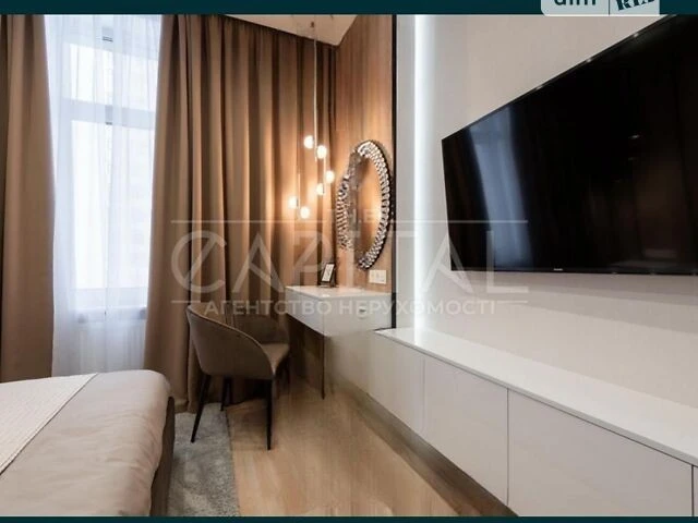 Продаж 2к квартири 85 кв. м на вул. Андрія Верхогляда 15 • I