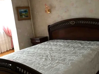 Квартира. Київ, Ревуцького вул.