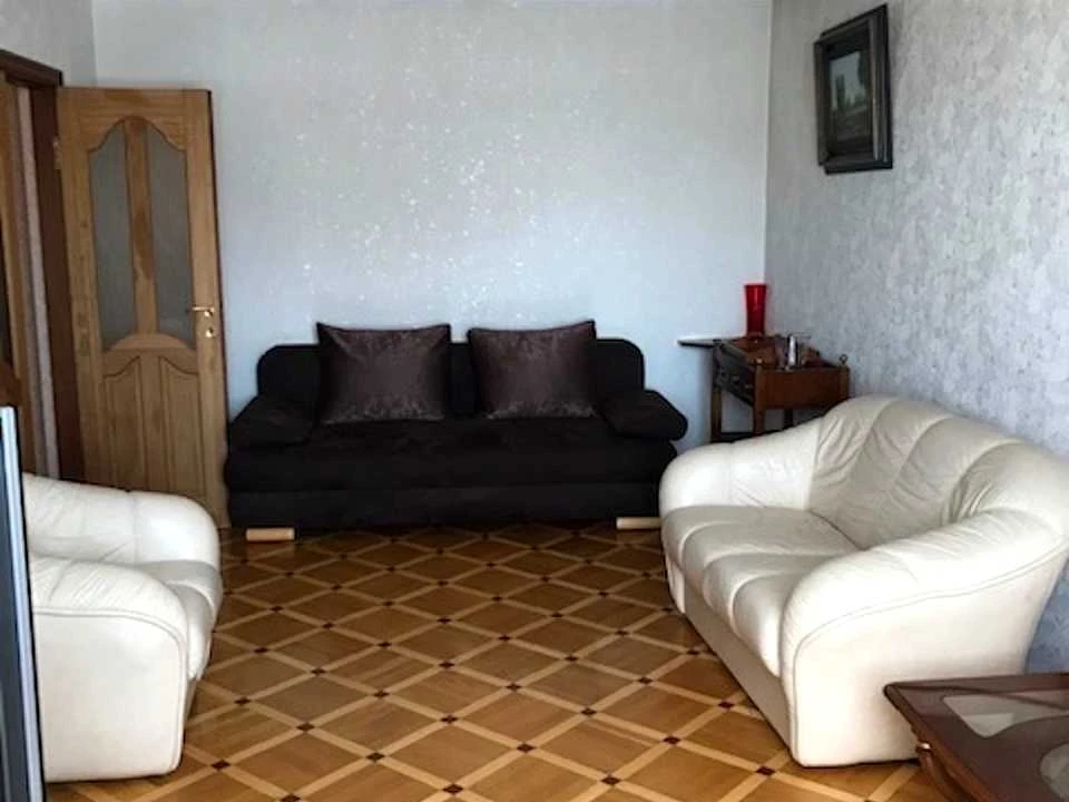 Квартира. Київ, Ревуцького вул.