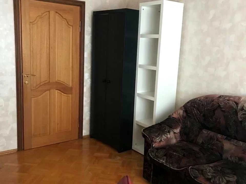 Квартира. Київ, Ревуцького вул.