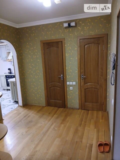 Довготривала оренда 2к квартири на вул. Бориспільська • ID 3
