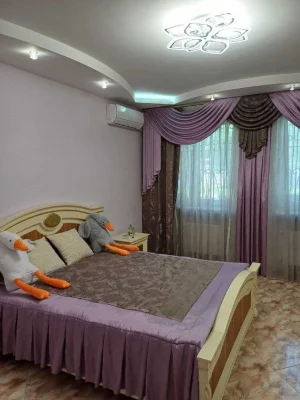 Квартира для великої родини — 195 м + дворик